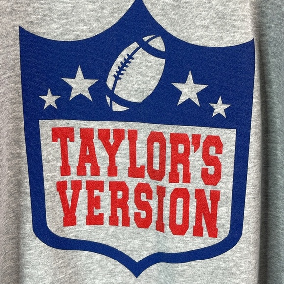 Taylors Version Football Sweatshirt Lock The Label Grey Graphic Crewneck Size XL - Picture 3 of 11